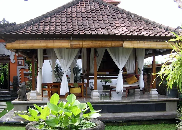 Puri Ayu