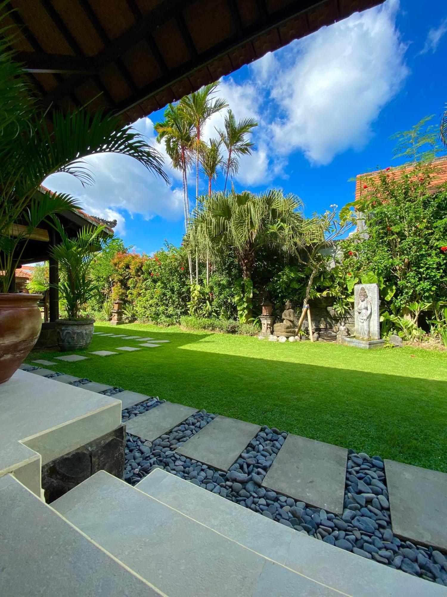 Taman liburan Puri Ayu 3*